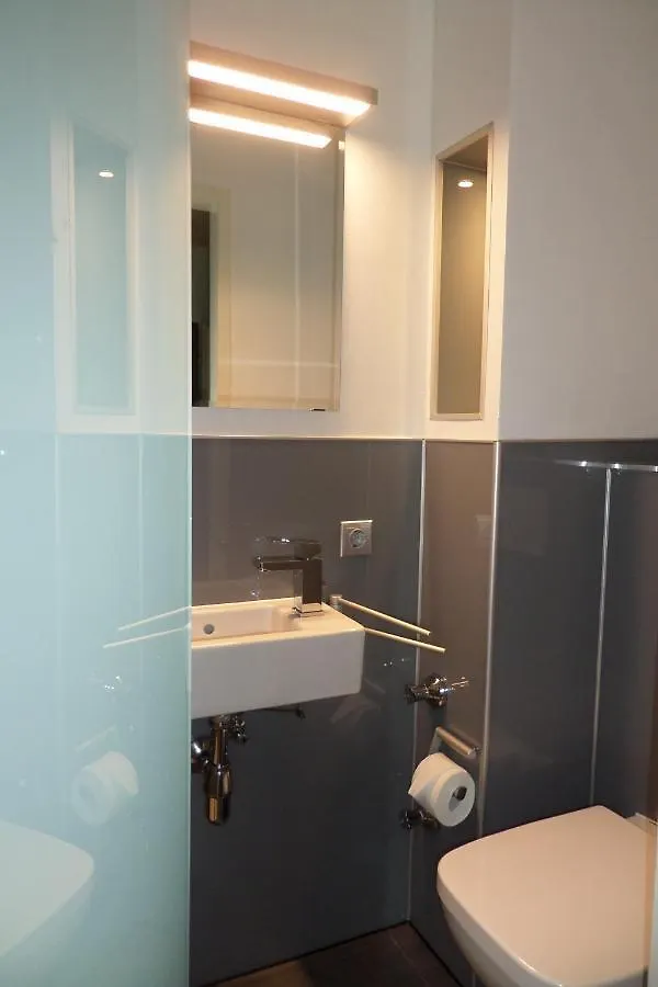 Hotel Haus Gerry Düsseldorf Gasthof